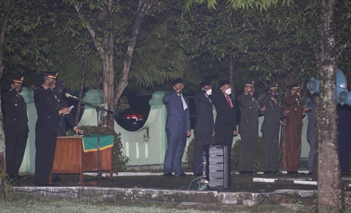 Forkopimda Ngawi Peringati Hari Pahlawan dengan Gelar Upacara Malam di TMP dan Pagi di Pendopo Forkopimda Ngawi Peringati Hari Pahlawan dengan Gelar Upacara Malam di TMP dan Pagi di Pendopo