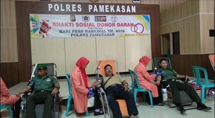 Peringati HPN 2019, Polres Pamekasan Bersama Forum Wartawan Pamekasan Gelar Donor Darah