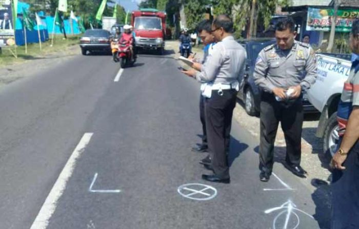 Laka Maut di Raya Mangir Kasembon, Pengendara Motor Tewas Dihantam Panther