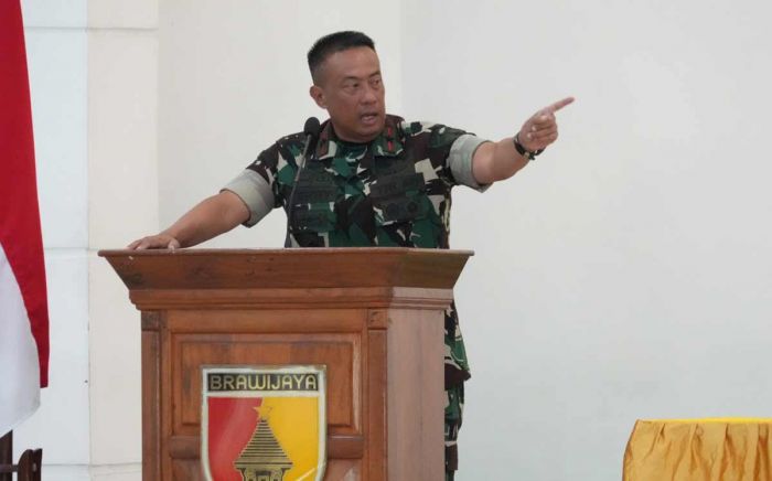Danrem 084/BJ Beri Pembekalan untuk Bintara dan Tamtama Baru Danrem 084/BJ Beri Pembekalan untuk Bintara dan Tamtama Baru