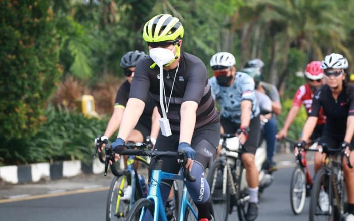 Jalin Sinergi dan Jaga Kebugaran, TNI, Polri, dan ISI Pusat Gowes Bersama Jalin Sinergi dan Jaga Kebugaran, TNI, Polri, dan ISI Pusat Gowes Bersama
