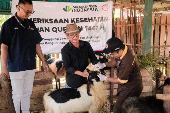PT SBI Salurkan 24 Hewan Kurban untuk Warga Tuban pada Iduladha 2026