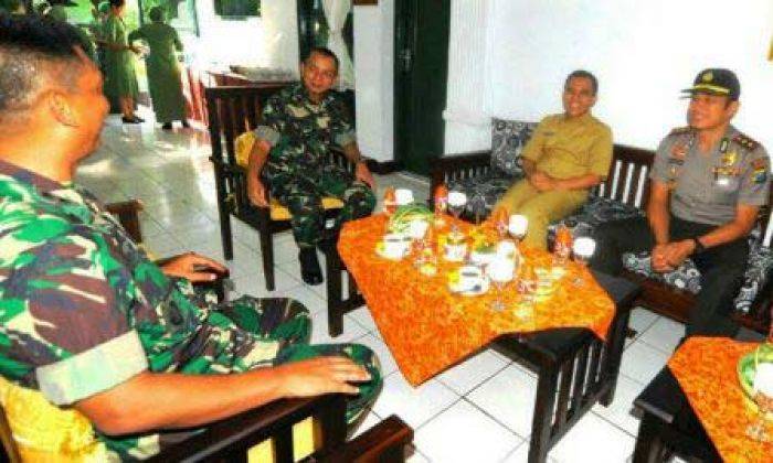 Bupati Sambut Danrem 083/Baladhika Jaya, Pemkab Banyuwangi Dukung Program Serap Gabah Petani Bupati Sambut Danrem 083/Baladhika Jaya, Pemkab Banyuwangi Dukung Program Serap Gabah Petani