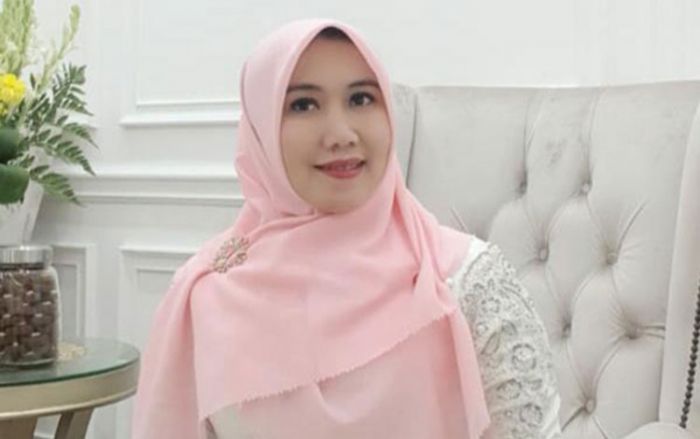 Ning Lia: Keluarga Membentuk Karakter Penerus Bangsa Ning Lia: Keluarga Membentuk Karakter Penerus Bangsa