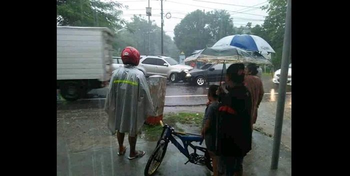 Lewati Marka, Sedan Dihantam Fortuner di Maospati Magetan Lewati Marka, Sedan Dihantam Fortuner di Maospati Magetan