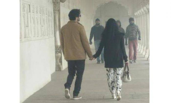 Shaheer Sheikh Mesra-Mesraan Dengan Rizky Shaheer Sheikh Mesra-Mesraan Dengan Rizky