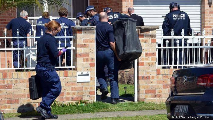 ISIS Berencana Penggal Warga Sydney secara Acak ISIS Berencana Penggal Warga Sydney secara Acak
