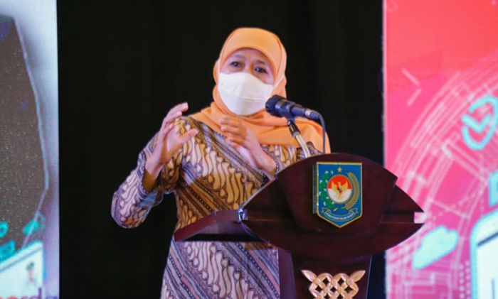 Gubernur Khofifah Sambut Baik Aplikasi E-Perda Gubernur Khofifah Sambut Baik Aplikasi E-Perda