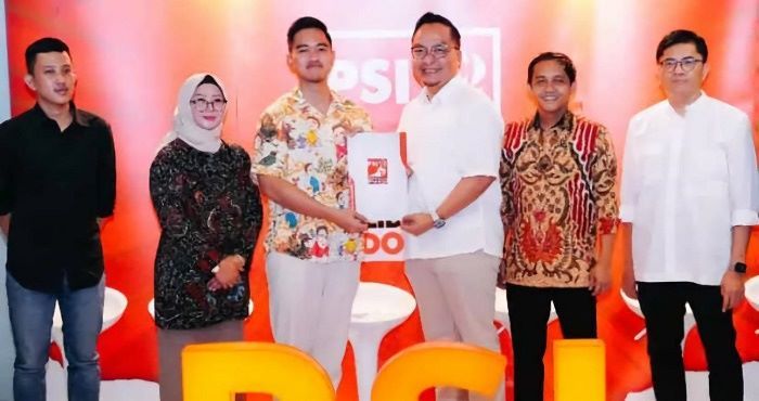 Kaesang Restui Bacabup Alif Maju di Pilkada Gresik 2024, Tak Dukung, Kader PSI Terancam Sanksi Kaesang Restui Bacabup Alif Maju di Pilkada Gresik 2024, Tak Dukung, Kader PSI Terancam Sanksi