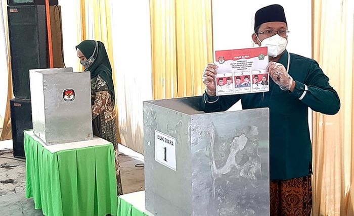 Usai Coblosan, Gus Muhdlor Ajak Warga Bersatu Bangun Sidoarjo Usai Coblosan, Gus Muhdlor Ajak Warga Bersatu Bangun Sidoarjo
