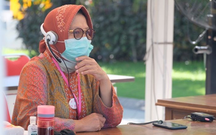 Gelar Audiensi dengan RT-RW, Risma: Ketua RT-RW di Surabaya itu Top! Gelar Audiensi dengan RT-RW, Risma: Ketua RT-RW di Surabaya itu Top!