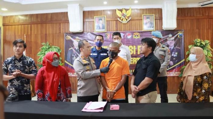 Pengakuan Aneh Pelaku Cabul pada Tetangga di Mojokerto, Dikira Cabuli Istrinya Sendiri Pengakuan Aneh Pelaku Cabul pada Tetangga di Mojokerto, Dikira Cabuli Istrinya Sendiri