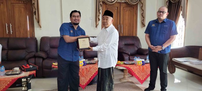 Kagumi Prestasi Amanatul Ummah, Kementerian Pendidikan Malaysia Studi Banding ke Pacet Mojokerto Kagumi Prestasi Amanatul Ummah, Kementerian Pendidikan Malaysia Studi Banding ke Pacet Mojokerto