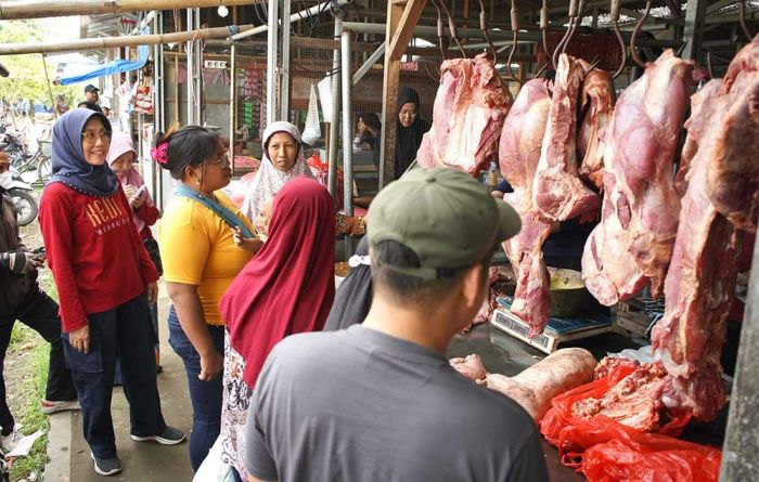 Bupati Kediri Pastikan Stabilitas Harga Kebutuhan Pokok Jelang Idul Fitri Bupati Kediri Pastikan Stabilitas Harga Kebutuhan Pokok Jelang Idul Fitri