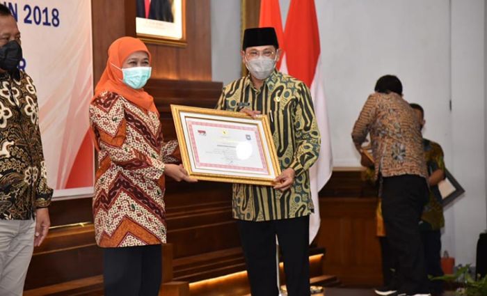Sidoarjo Raih Penghargaan LPPD 2018 dari Kemendagri Sidoarjo Raih Penghargaan LPPD 2018 dari Kemendagri