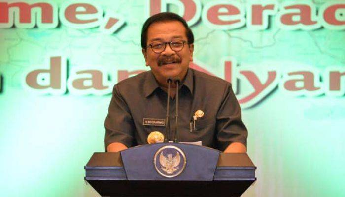 Kunci Keamanan Jatim, Pakde Karwo: Babinsa, Babinkamtibmas dan Kepala Desa Kunci Keamanan Jatim, Pakde Karwo: Babinsa, Babinkamtibmas dan Kepala Desa