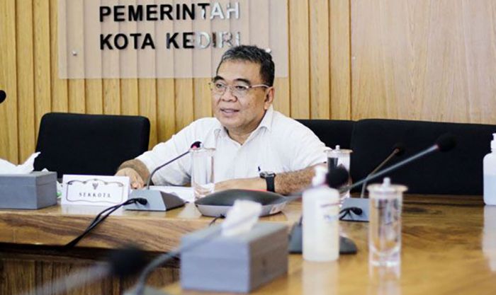 Gandeng OJK, Pemkot Kediri Ikuti Sosialisasi Waspada Investasi dan Pinjol Ilegal Gandeng OJK, Pemkot Kediri Ikuti Sosialisasi Waspada Investasi dan Pinjol Ilegal