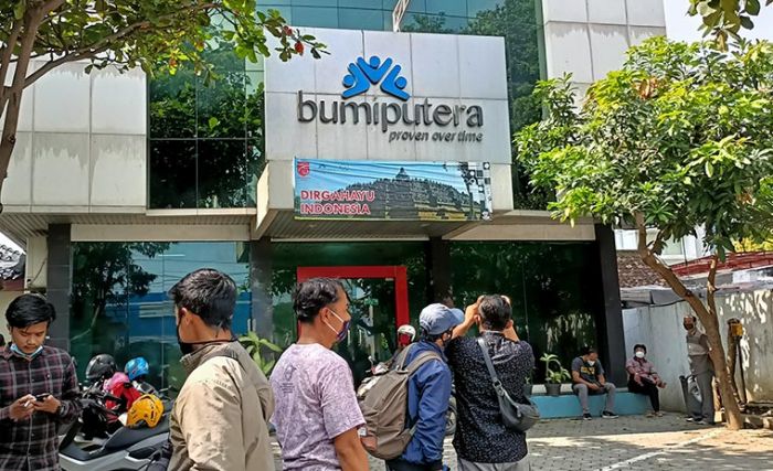 Gagal Gelar Demo, Nasabah AJB Bumiputera Difasilitasi Mediasi oleh Polres Kediri Kota Gagal Gelar Demo, Nasabah AJB Bumiputera Difasilitasi Mediasi oleh Polres Kediri Kota