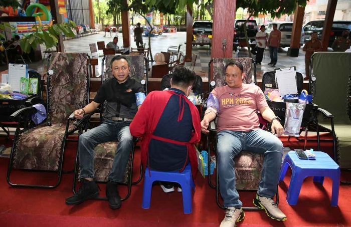 Hadiri Bakti Sosial HPN 2023, Wakil Bupati Blitar Beri Kejutan Hadiri Bakti Sosial HPN 2023, Wakil Bupati Blitar Beri Kejutan