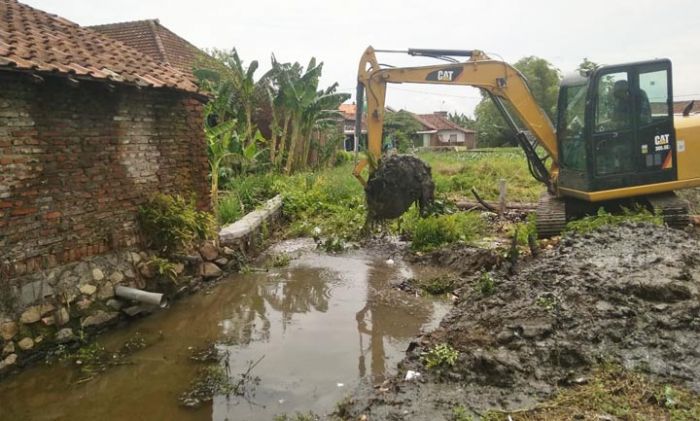 Atasi Banjir, Pemkab Pasuruan Lakukan Normalisasi dan Benahi Infrastruktur Atasi Banjir, Pemkab Pasuruan Lakukan Normalisasi dan Benahi Infrastruktur