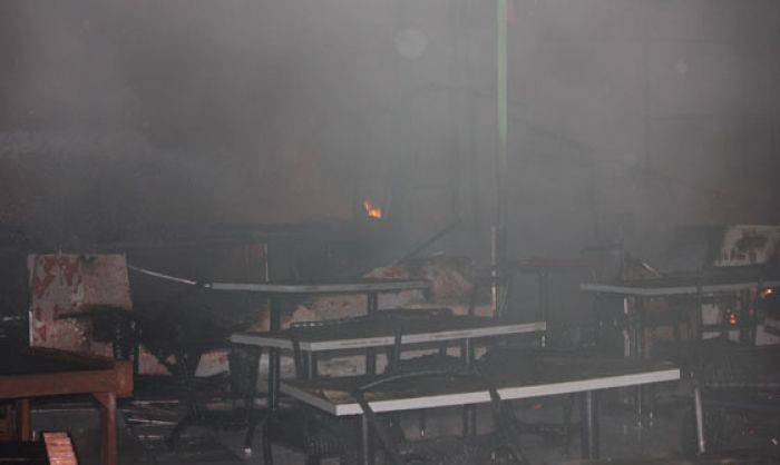 Polisi Belum Pastikan Penyebab Kebakaran Swalayan Sidodadi di Tuban