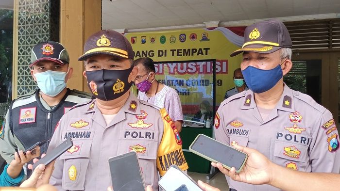 Puluhan Pengguna Jalan di Kota Kediri Terjaring Operasi Yustisi Prokes Puluhan Pengguna Jalan di Kota Kediri Terjaring Operasi Yustisi Prokes