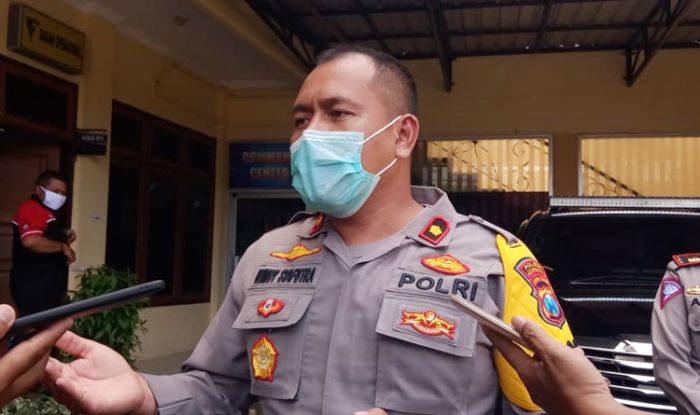 Antisipasi Penyebaran Corona, Polres Perketat Penjagaan Pintu Masuk ke Jember Antisipasi Penyebaran Corona, Polres Perketat Penjagaan Pintu Masuk ke Jember