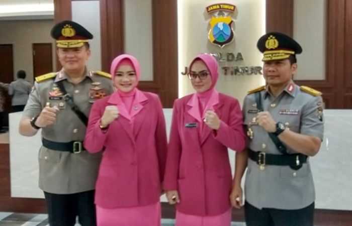 Jabat Kadiv Humas Polri, M Iqbal Sertijab Wakapolda Jatim ke Toni Hermanto Jabat Kadiv Humas Polri, M Iqbal Sertijab Wakapolda Jatim ke Toni Hermanto