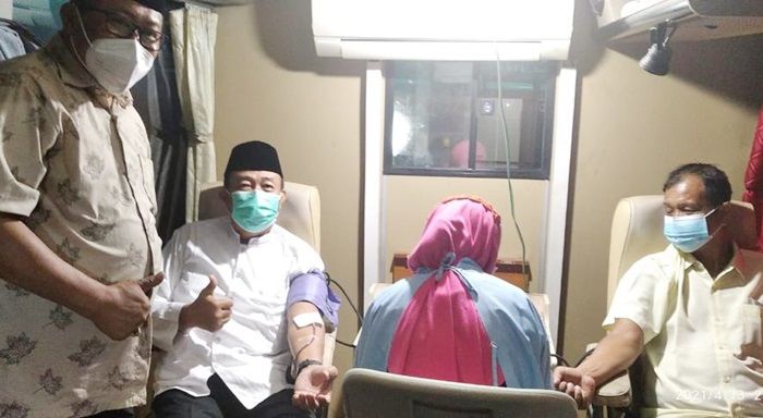 PMI Jember Gelar Donor Darah di Masjid Jami