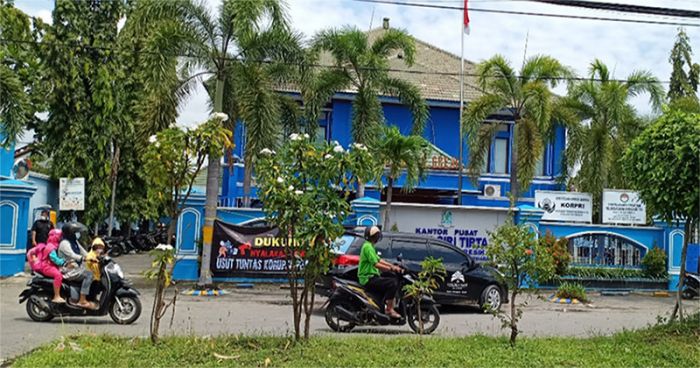 Tekan Kerugian, Perumda Giri Tirta Gresik Diminta Naikkan Tarif Tekan Kerugian, Perumda Giri Tirta Gresik Diminta Naikkan Tarif