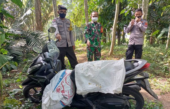 Polisi Ungkap Penyebab Kematian Pria Tergantung dan Mayat Dalam Karung di Blitar