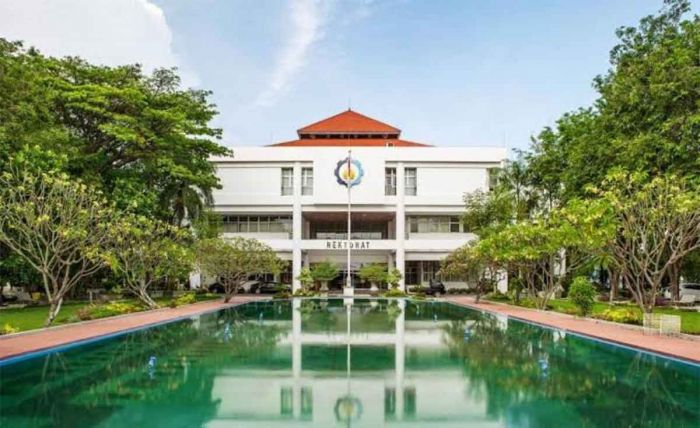 ITS Tegaskan Tidak Ada Kenaikan UKT 2024 ITS Tegaskan Tidak Ada Kenaikan UKT 2024
