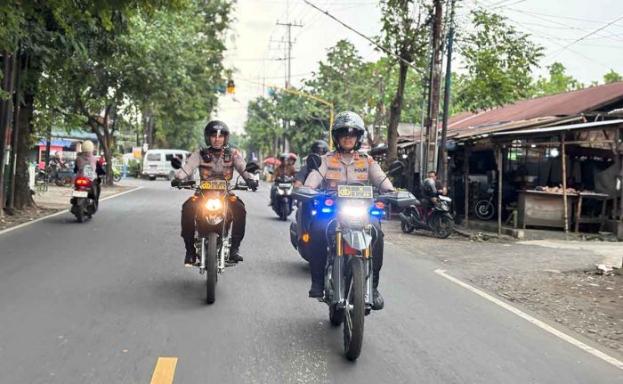 Pimpin Patroli, Kapolres Kediri Kota Pastikan Keamanan Jelang Berbuka Puasa Pimpin Patroli, Kapolres Kediri Kota Pastikan Keamanan Jelang Berbuka Puasa