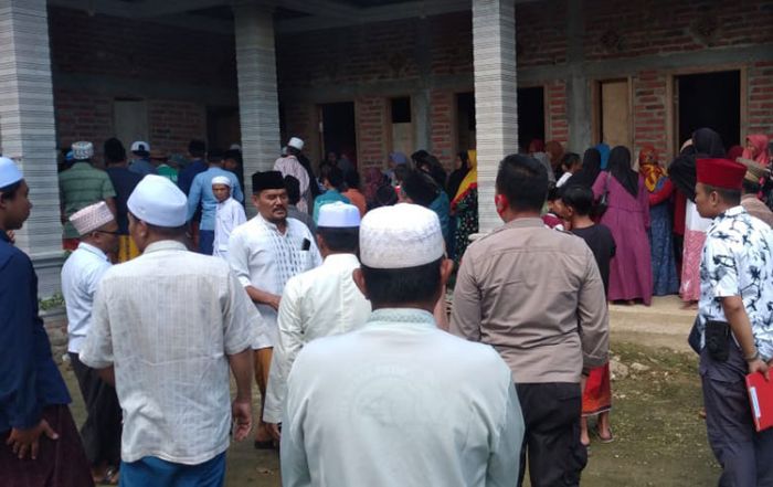 Seorang Guru dari Bangkalan Tewas Tenggelam di Dam Kedungdung Sampang Seorang Guru dari Bangkalan Tewas Tenggelam di Dam Kedungdung Sampang