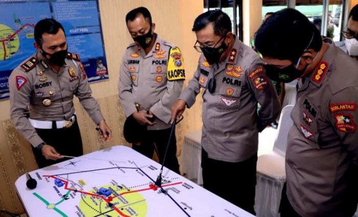 Kakorlantas Kunjungi Pos Mengkreng Kediri, Nekat Mudik Siap-siap Putar Balik