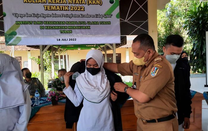 Jalani KKN Tematik, Ratusan Mahasiswa IIKNU Tuban Diminta Fokus Tangani Stunting dan ODF Jalani KKN Tematik, Ratusan Mahasiswa IIKNU Tuban Diminta Fokus Tangani Stunting dan ODF