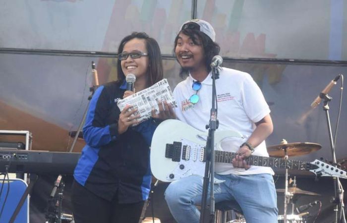 Ribuan Pemuda Ikuti Jalan Sehat MRSF Ribuan Pemuda Ikuti Jalan Sehat MRSF