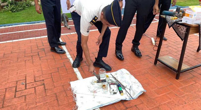 Lapas Tuban Musnahkan Barang Terlarang Hasil Razia Blok Hunian