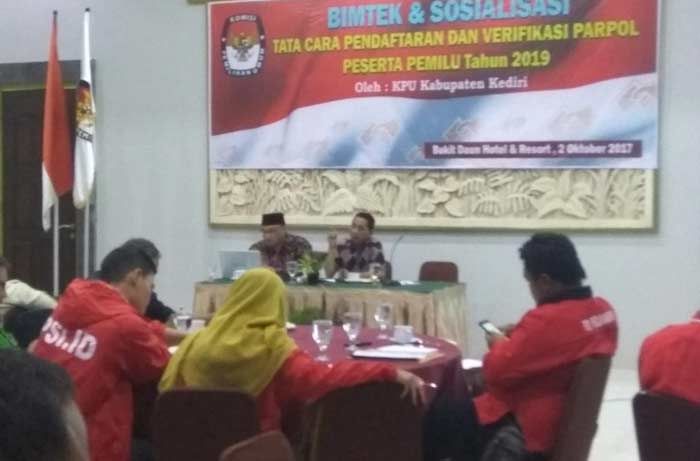 Verifikasi Partai di Kediri Gunakan Metode Sensus