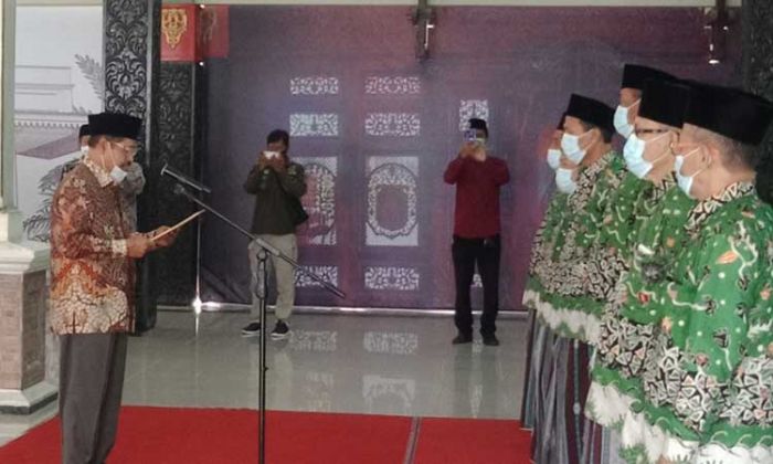 Lantik Pimpinan Daerah DMI Kabupaten Pasuruan, Kiai Roziqi: Kembangkan Ekonomi Mandiri Masjid Lantik Pimpinan Daerah DMI Kabupaten Pasuruan, Kiai Roziqi: Kembangkan Ekonomi Mandiri Masjid