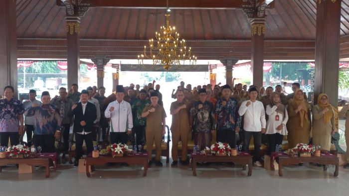 Sinergi Peningkatan Pembangunan Daerah, Pemkab Mojokerto Teken MoU dengan Perguruan Tinggi Sinergi Peningkatan Pembangunan Daerah, Pemkab Mojokerto Teken MoU dengan Perguruan Tinggi