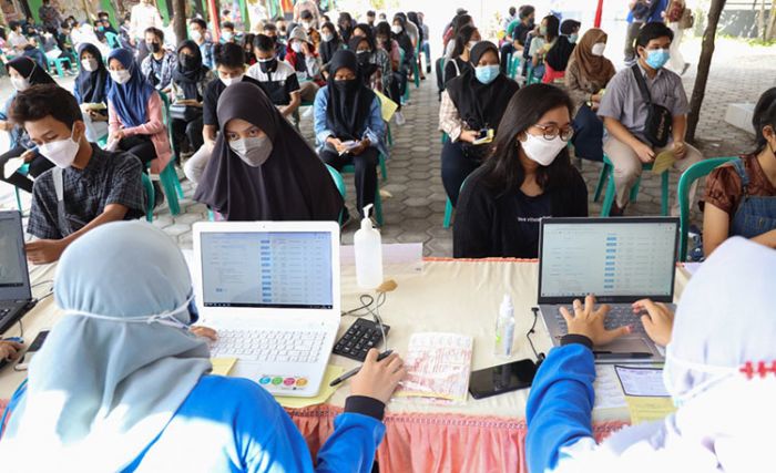 Kejar Herd Immunity, Kota Kediri Gencar Gelar Percepatan Vaksinasi di Segala Lini Masyarakat Kejar Herd Immunity, Kota Kediri Gencar Gelar Percepatan Vaksinasi di Segala Lini Masyarakat