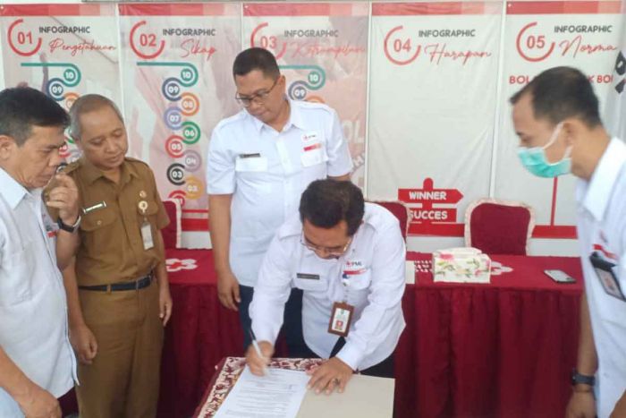 Kepala Dinkes Tuban Jabat Kepala UDD PMI Kepala Dinkes Tuban Jabat Kepala UDD PMI