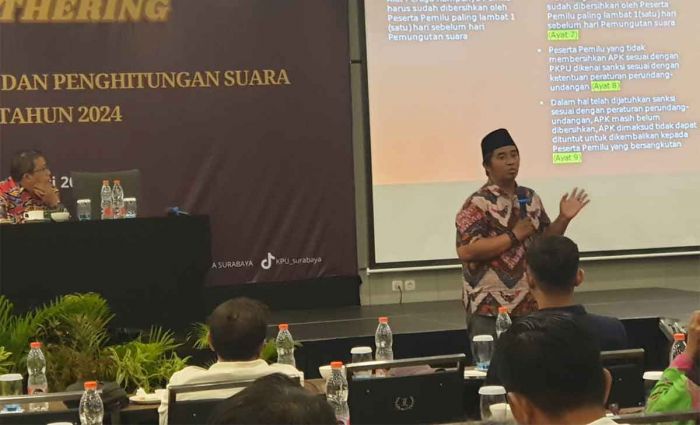 KPU Surabaya: Peserta Pemilu Bertanggung Jawab Turunkan APK KPU Surabaya: Peserta Pemilu Bertanggung Jawab Turunkan APK