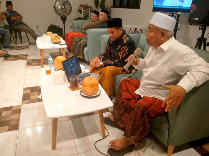 Dibantu Kiai Asep, Relawan Vaksin Merah Putih Mengalir seperti Air Dibantu Kiai Asep, Relawan Vaksin Merah Putih Mengalir seperti Air