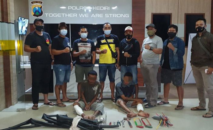 Melawan Saat Hendak Ditangkap, Dua Maling Spesialis Kabel di Kediri Didor Polisi​