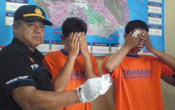 Teler, Tabrak Pembatas Jalan, Dua Pemuda Asal Nganjuk Ditangkap Polisi Teler, Tabrak Pembatas Jalan, Dua Pemuda Asal Nganjuk Ditangkap Polisi