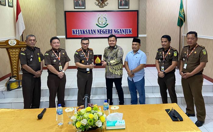 Komisi III DPR RI Fraksi Gerindra Kunker ke Kejaksaan Negeri Nganjuk Komisi III DPR RI Fraksi Gerindra Kunker ke Kejaksaan Negeri Nganjuk