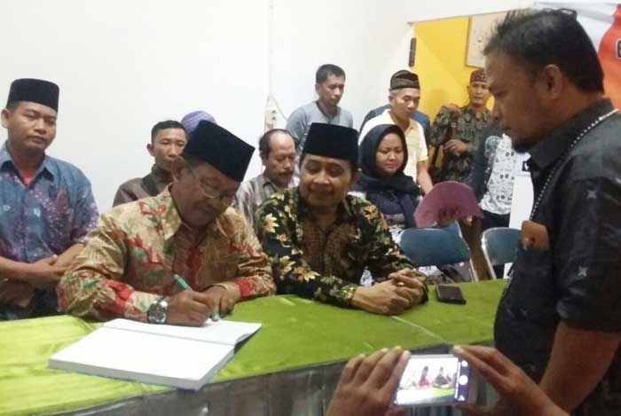 Pasangan "Mahar" Resmi Maju Pilkada Pamekasan Lewat Jalur Independen Pasangan "Mahar" Resmi Maju Pilkada Pamekasan Lewat Jalur Independen