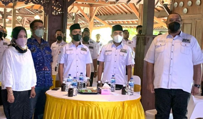 Hadiri Pelantikan BPC Hipmi, Mas Adi Minta Kolaborasi untuk Kota Pasuruan Hadiri Pelantikan BPC Hipmi, Mas Adi Minta Kolaborasi untuk Kota Pasuruan